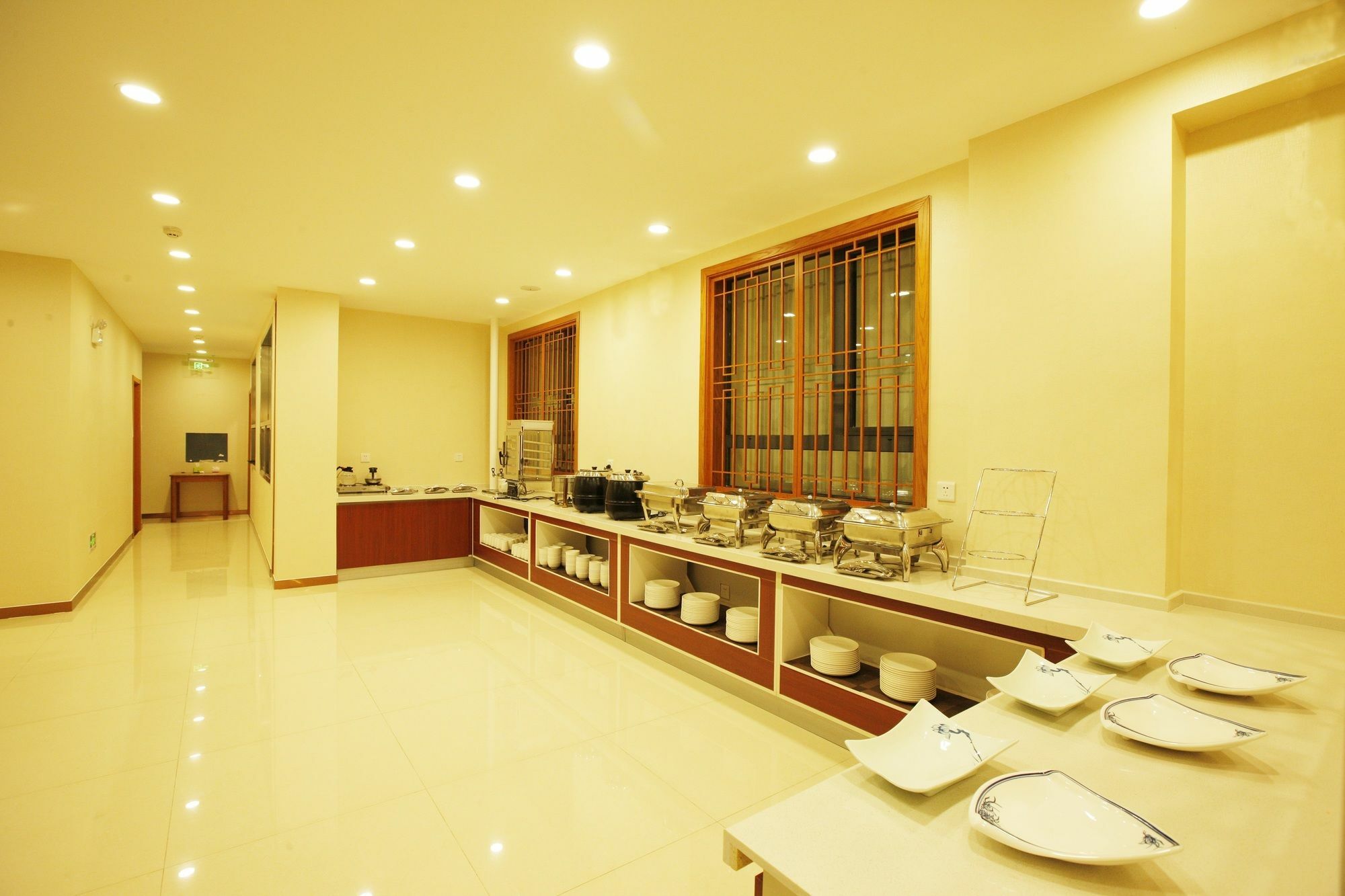 Beijing Dongdan Hotel Near Wangfujing Street,Tian'Anmen Square,The Forbidden City,Free Self-Service Laundry Room Екстер'єр фото